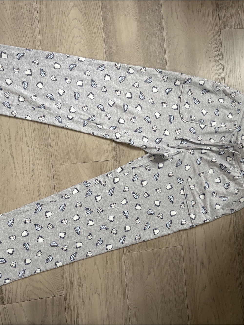 Women’s La Vie en Rose Gray and Navy Printed Pajama Pants